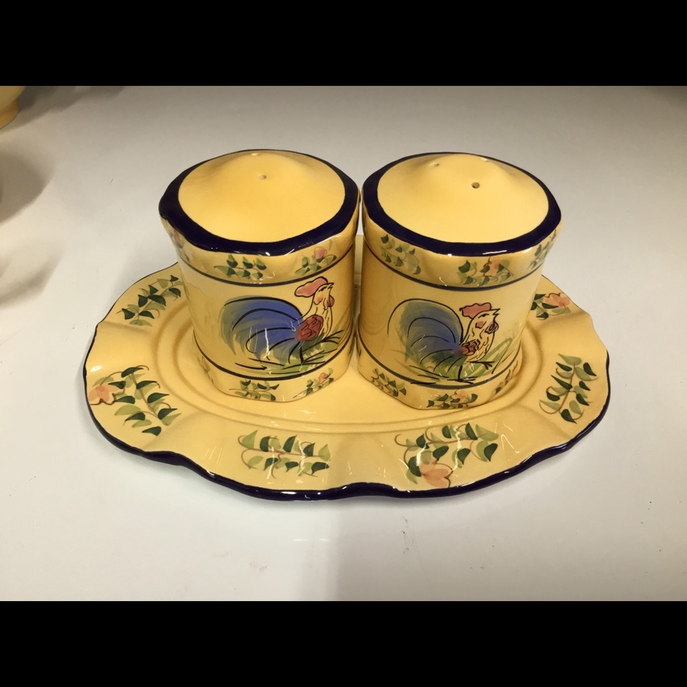 Salt & pepper set